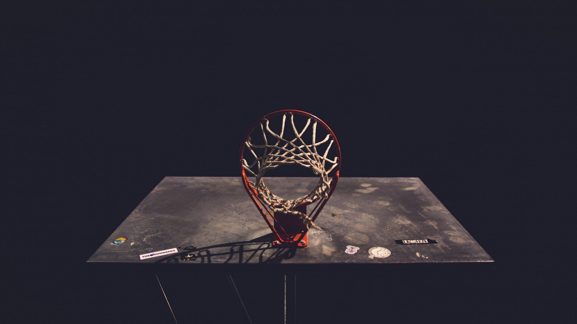 离谱!体育界的时空错乱,摩纳哥备战NBA,成都蓉城踢足总杯,申花连夜调名单